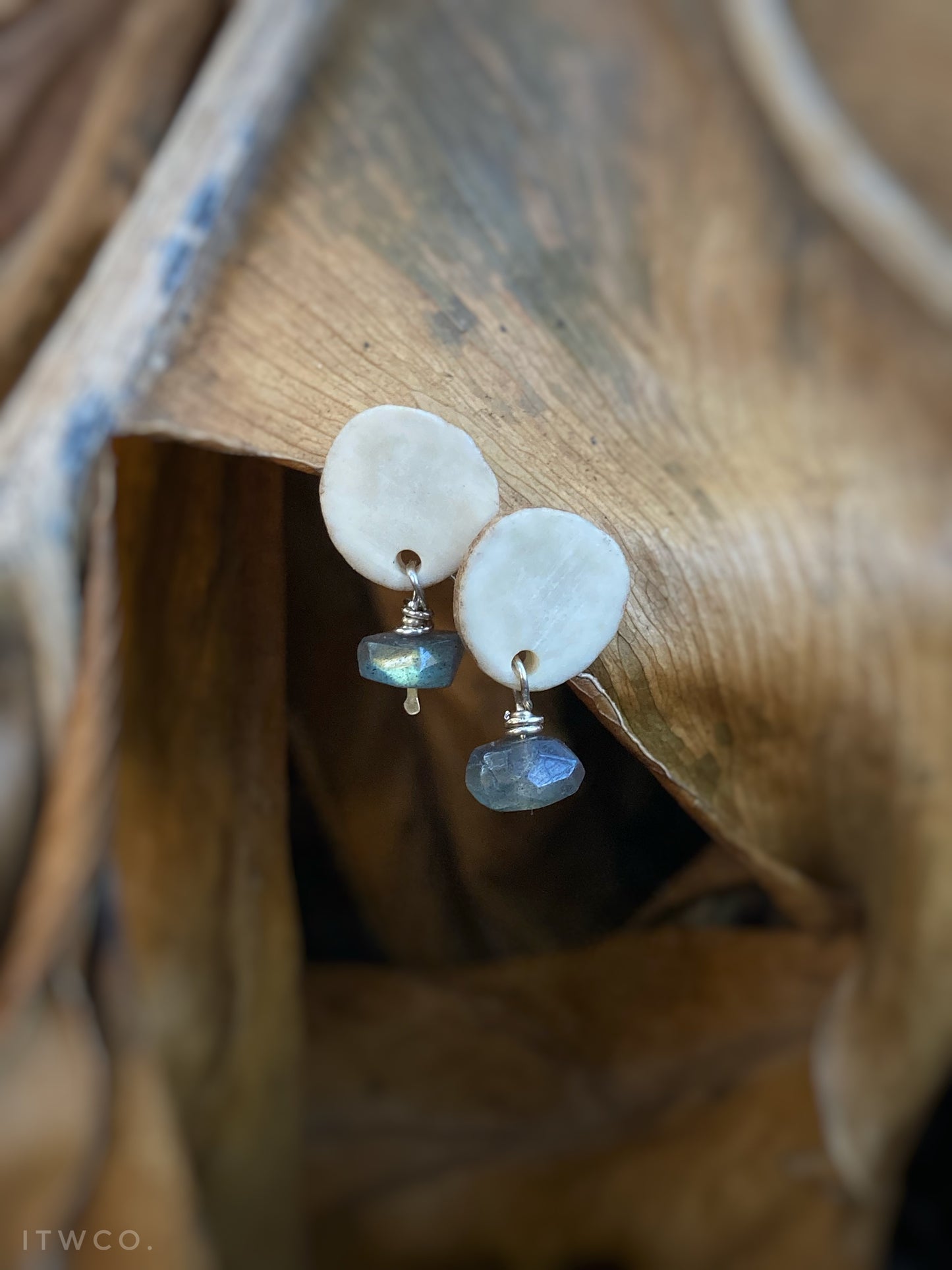 whitetail antler + labradorite stud earrings ♢ rts