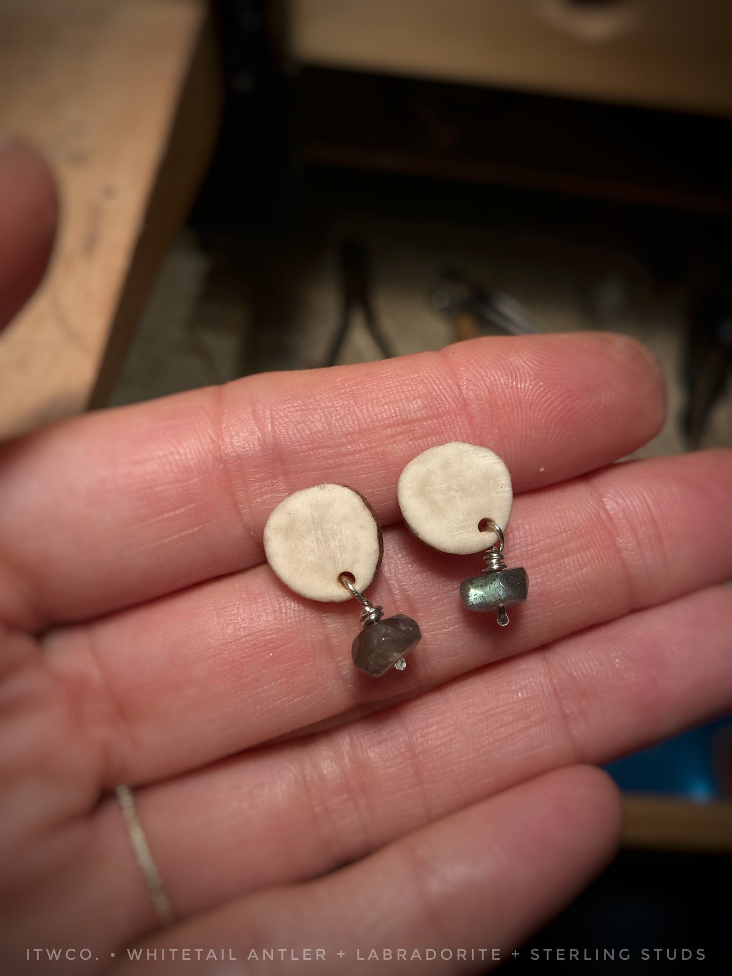 whitetail antler + labradorite stud earrings ♢ rts