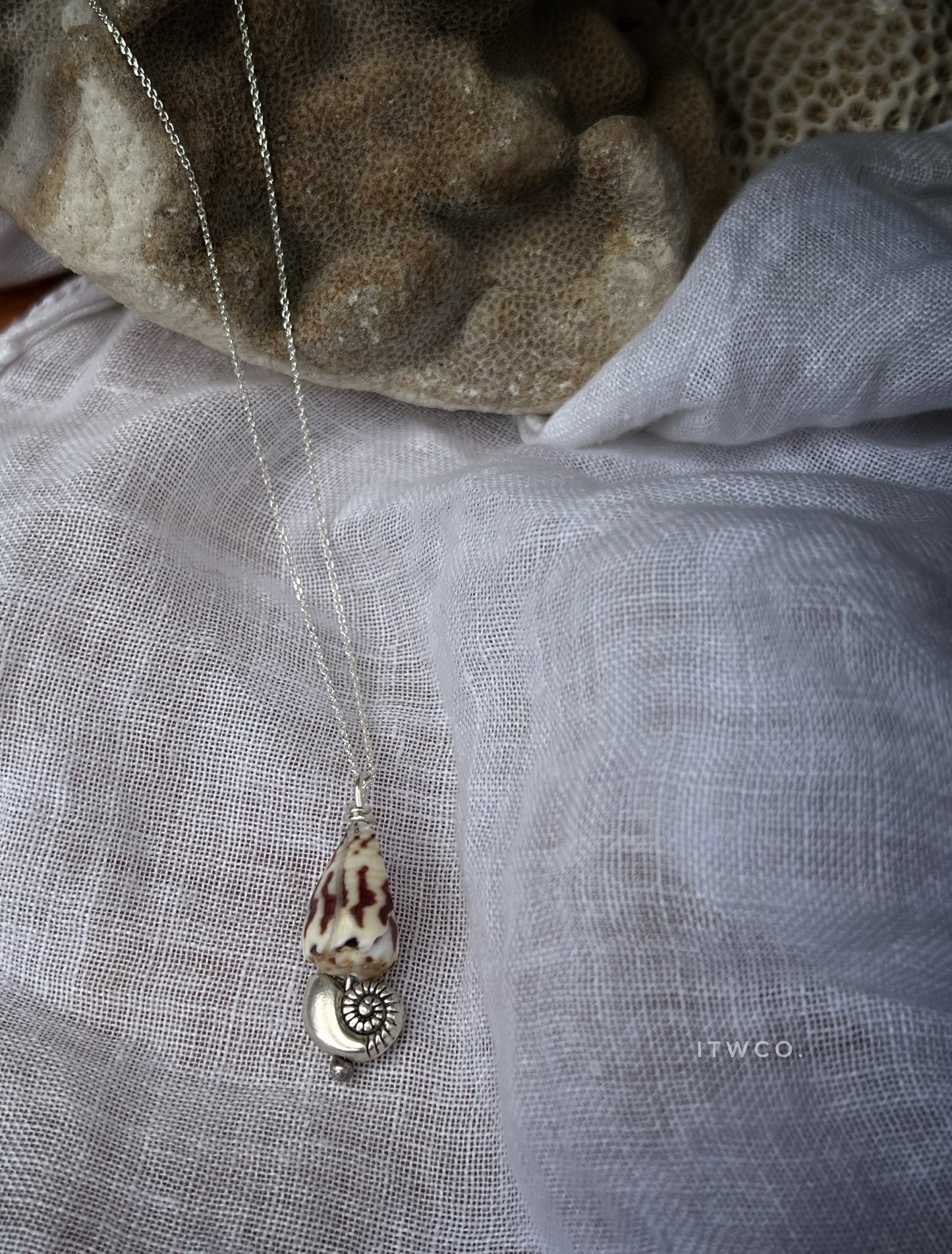 Hawaiian seashell necklace