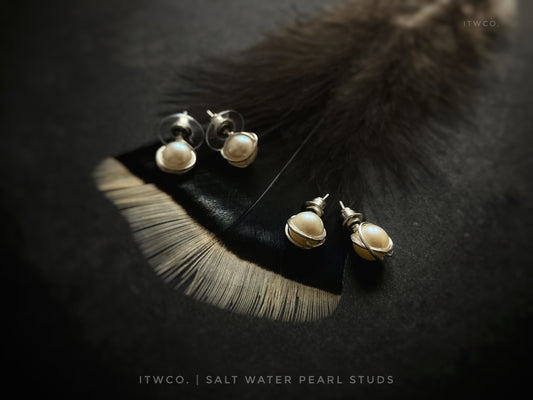 Salt Water Pearl Studs ♢ rts